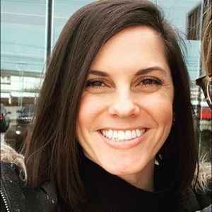 Meet your Posher, Christina